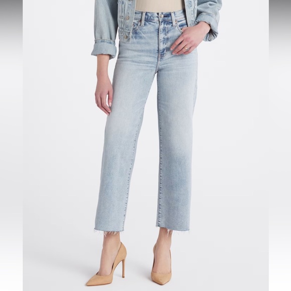 Light Wash Wide Leg Ankle Jeans Petite 6P - Picture 2 of 5